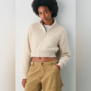 Aritizia Tna Polartec Thermal Pro Mockneck Waist Zip-Up sz Small in mullein NWT